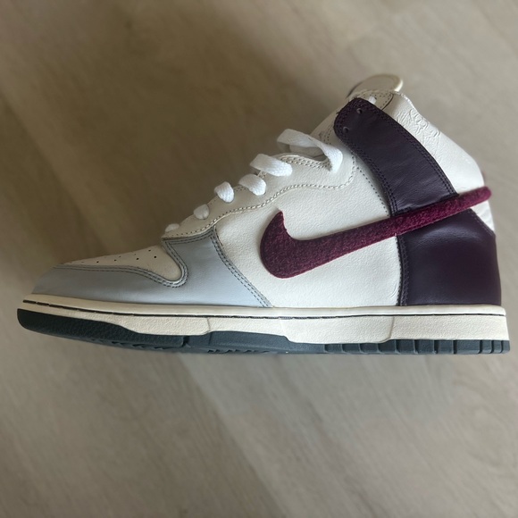 Dunk High
